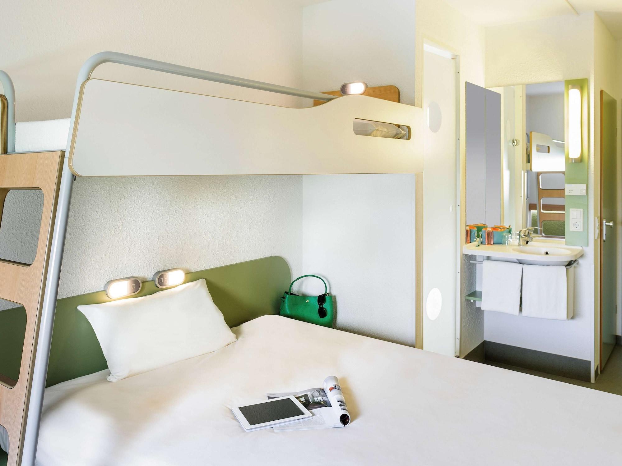 Ibis Budget Metz Technopole Eksteriør bilde