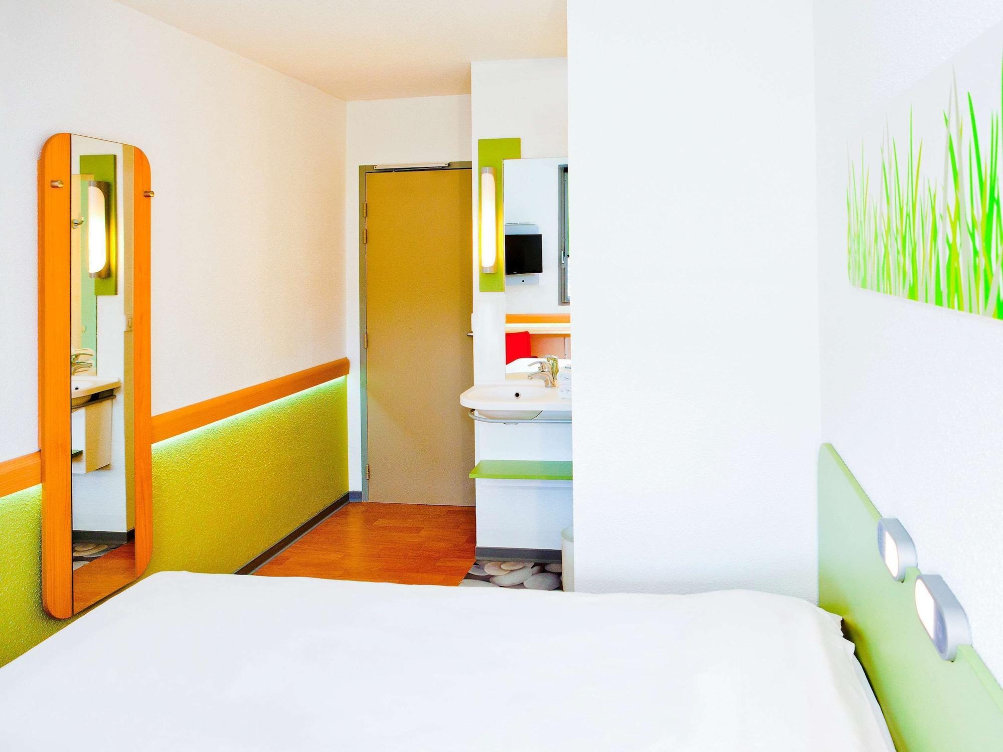 Ibis Budget Metz Technopole Eksteriør bilde