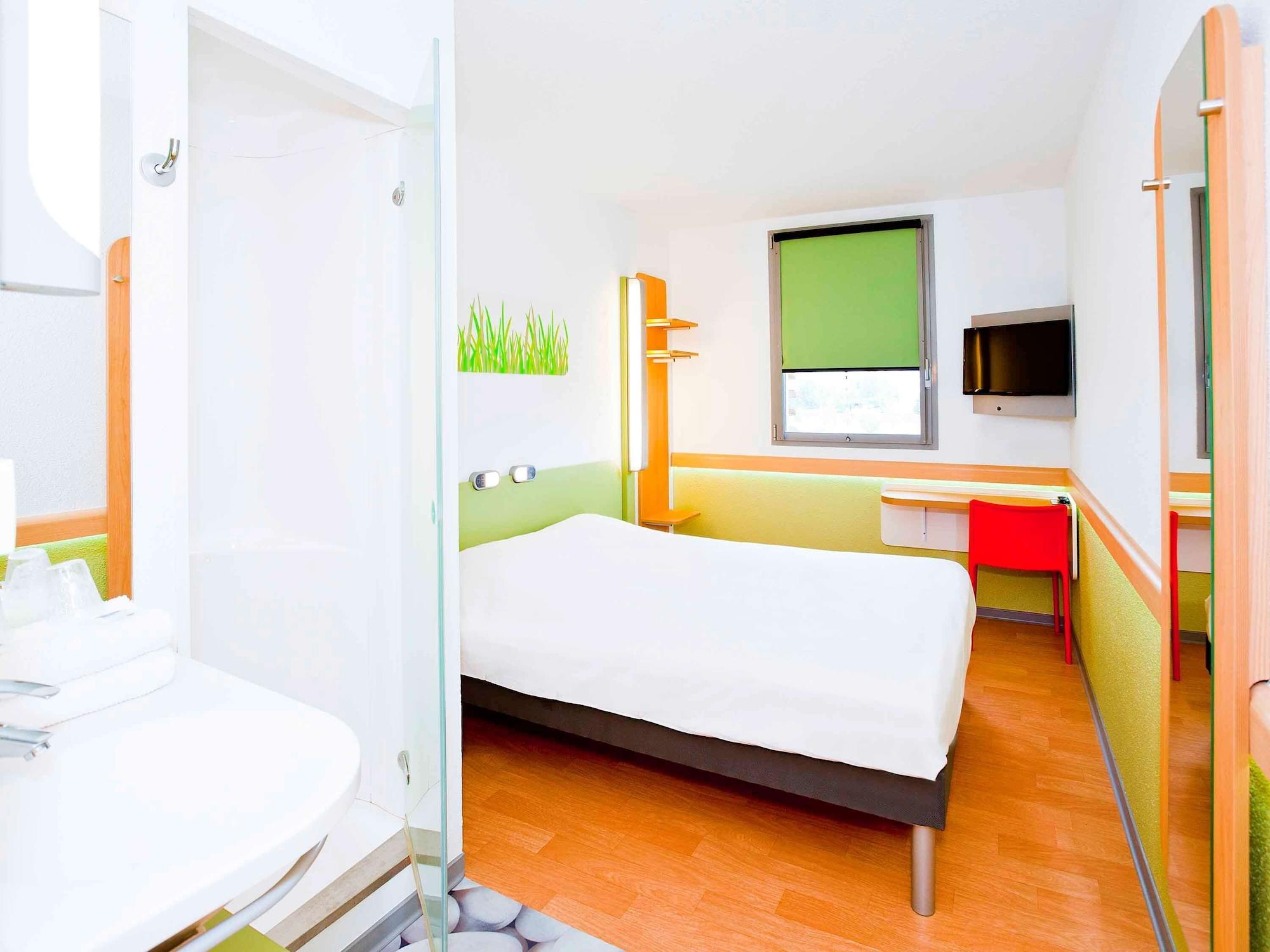 Ibis Budget Metz Technopole Eksteriør bilde