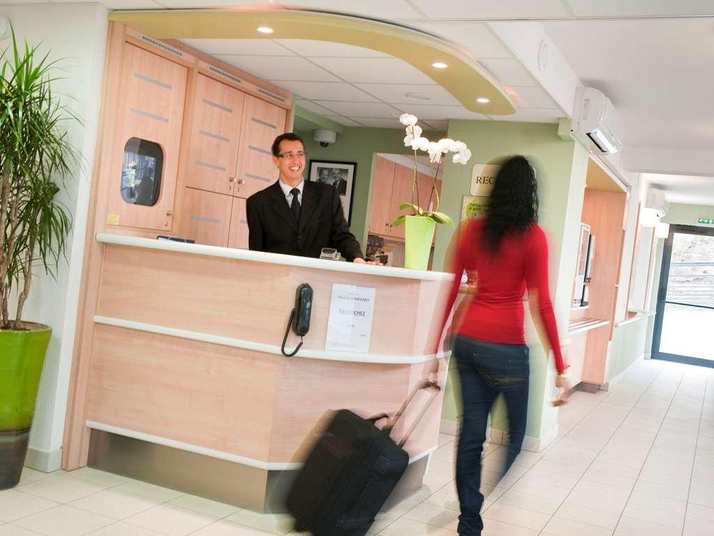 Ibis Budget Metz Technopole Eksteriør bilde