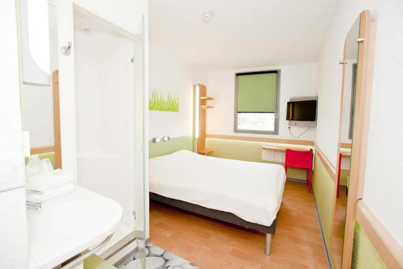 Ibis Budget Metz Technopole Eksteriør bilde